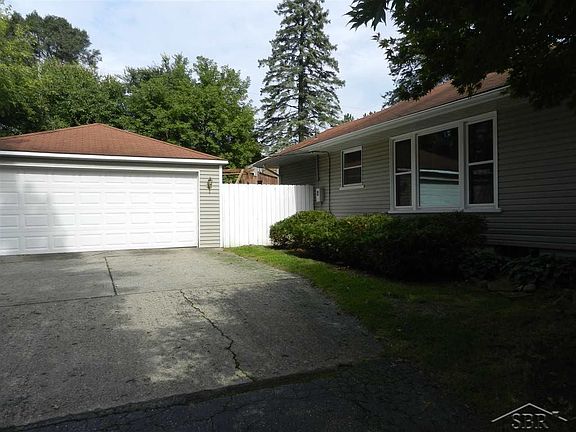 4th image of 5508 Cruse Ave