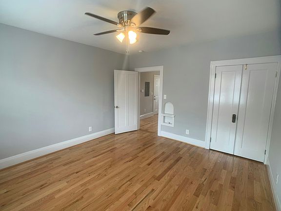 4th image of 1914 Eastern Ave #3