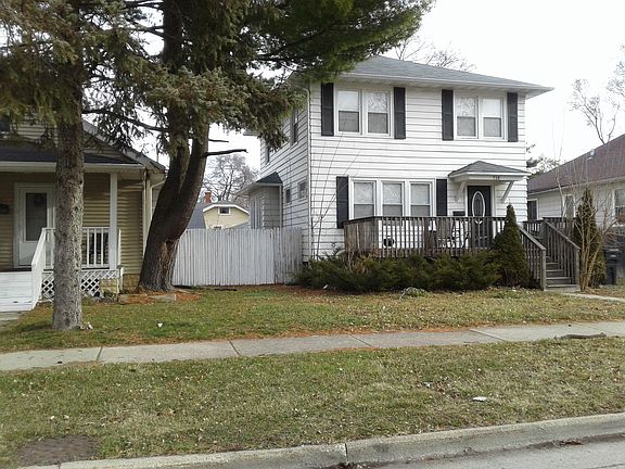 2nd image of 718 Massena Ave