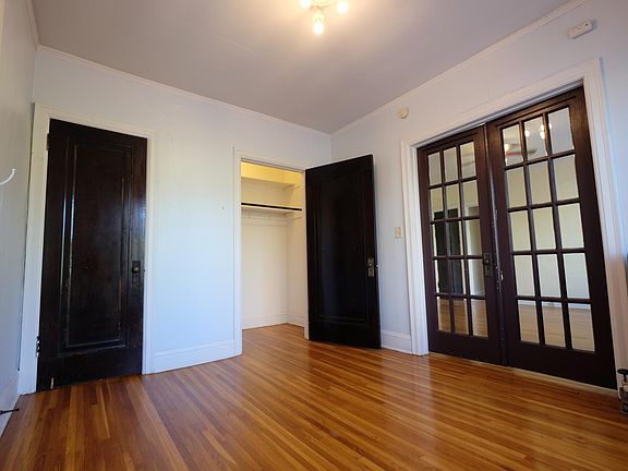 3rd image of 194 Summit Ave #Pchmyk42y