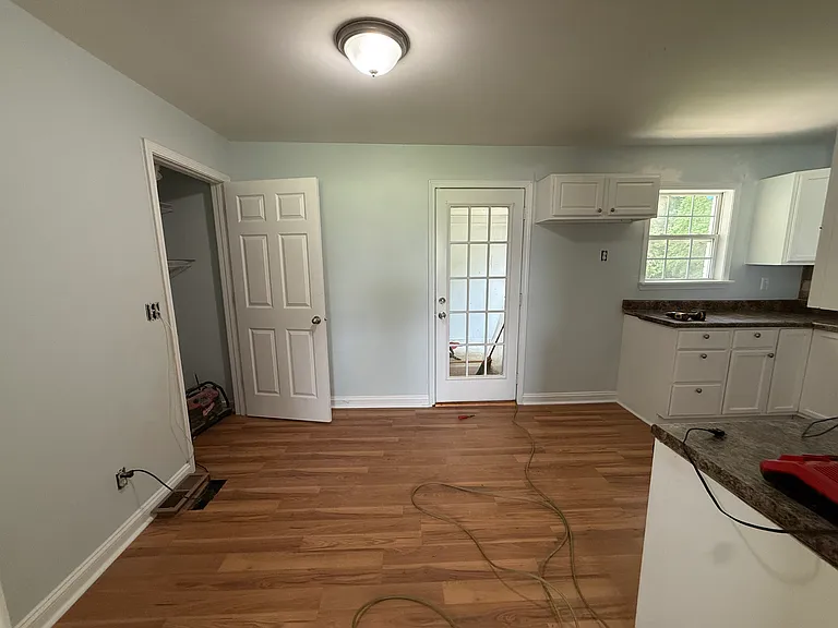 526 Welcome Home Rd — Photo 4