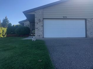 7071 Robinwood Trl, Woodbury, MN 55125