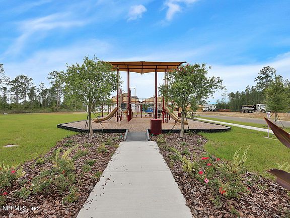 5th image of 2308 BRADLEY PARK Drive