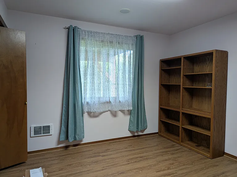 1003 Greenview Ave SW — Photo 9