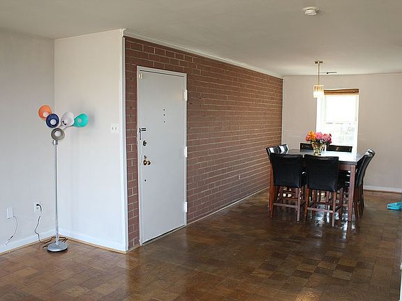 4th image of 776 Quince Orchard Blvd APT 201