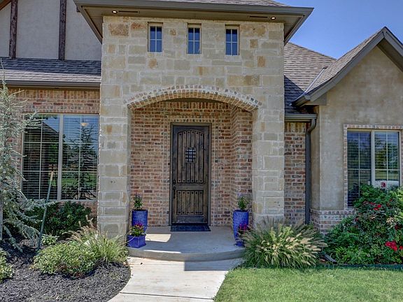 3rd image of 4305 Bridge Wood Ln