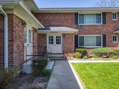 214 Edmunton Drive #J6, North Babylon, NY, 11703