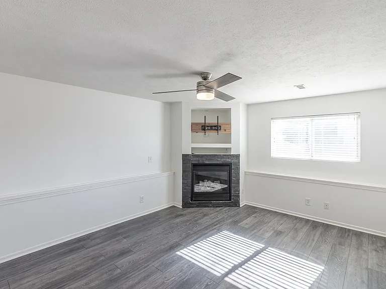 17802 Olive St — Photo 7