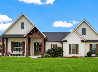 101 Sky Way, Rhome, TX 76078