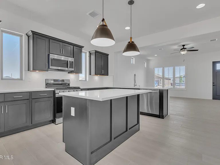 14936 Hill Ridge Ct — Photo 15