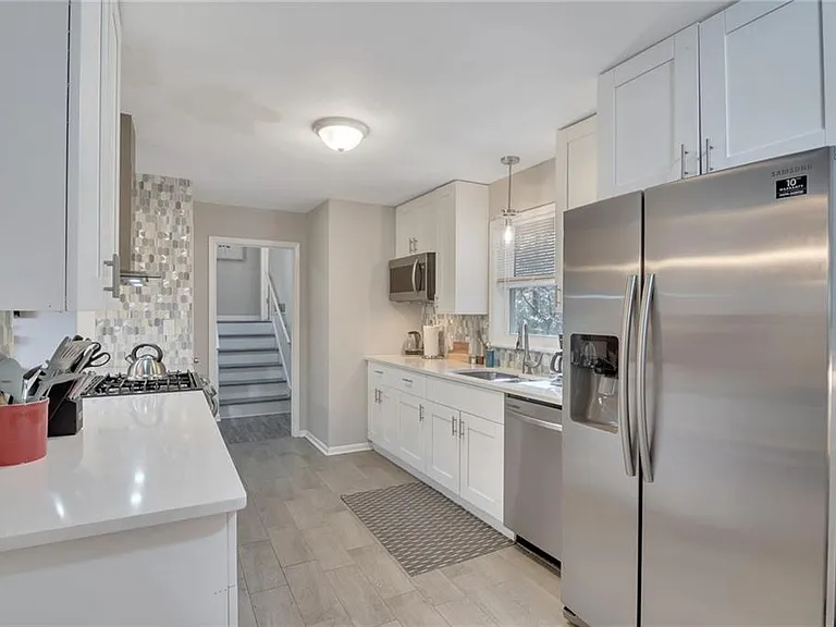 577 Kurtz Rd — Photo 5
