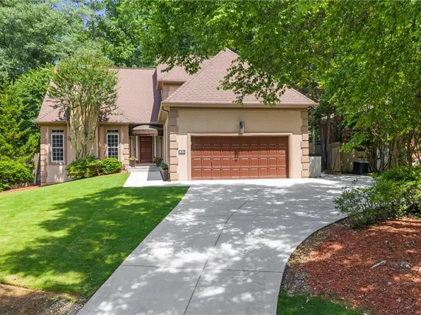 451 Landover Dr, Decatur, GA 30030