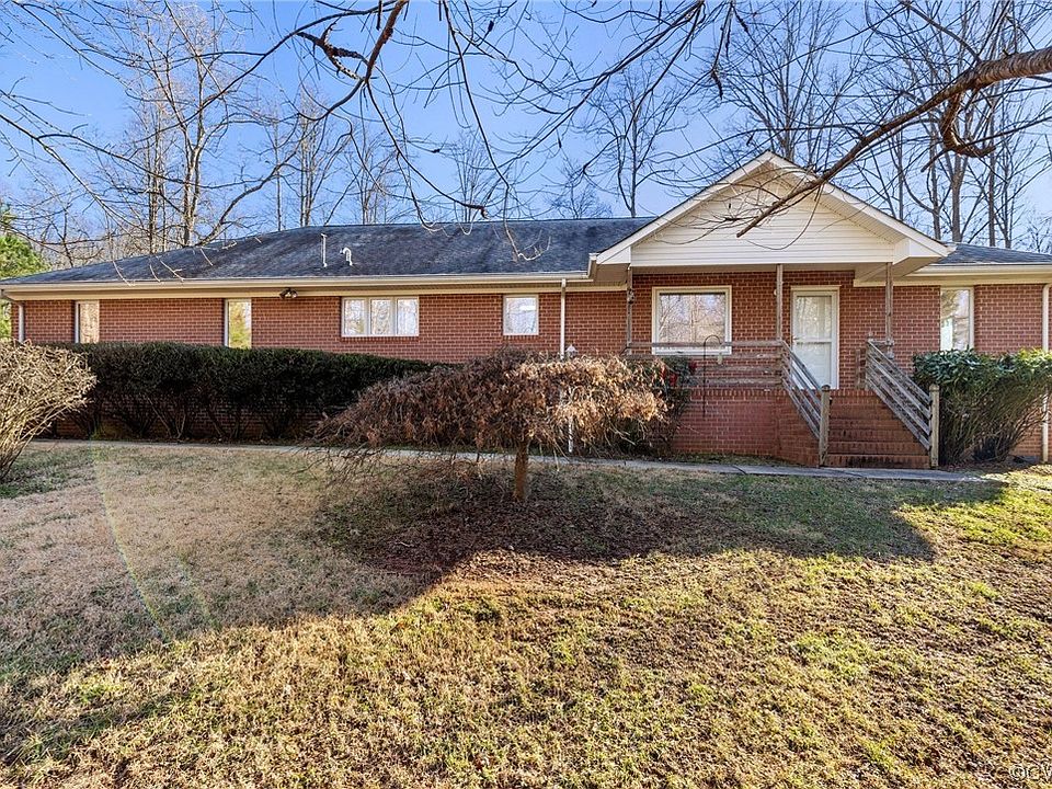 1st image of 3115 Pineview Dr