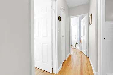 Rented by R New York