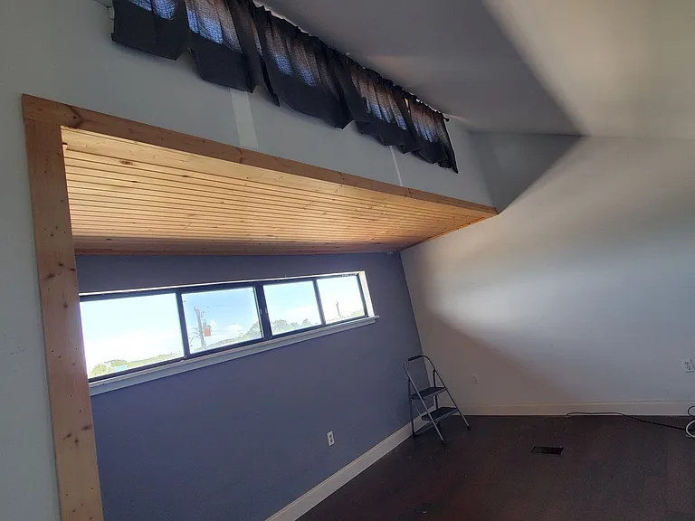 206 Pierce Ave — Photo 3