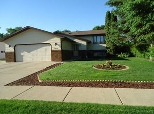 507 Augsburg Ave, Bismarck, ND 58504