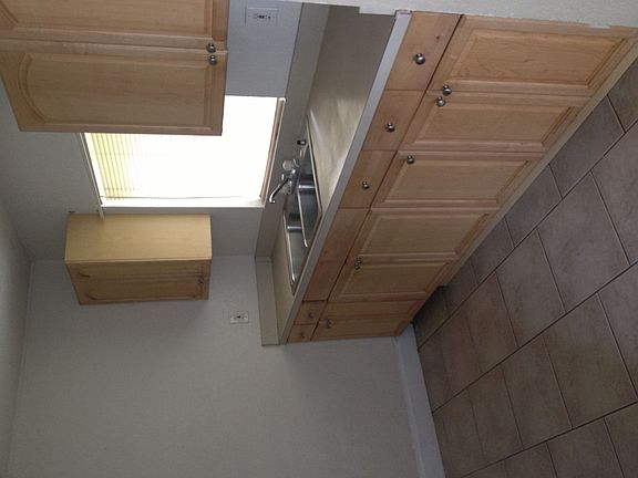 4th image of 10012 N 24th St