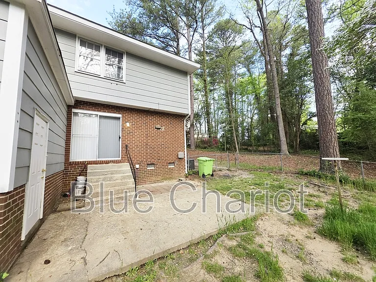 3109 Merrill Ct — Photo 4