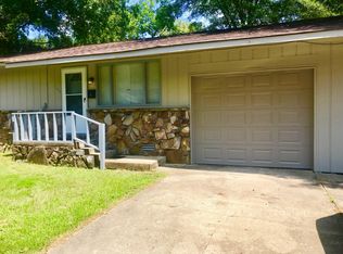 102 S Apple St, Searcy, AR 72143