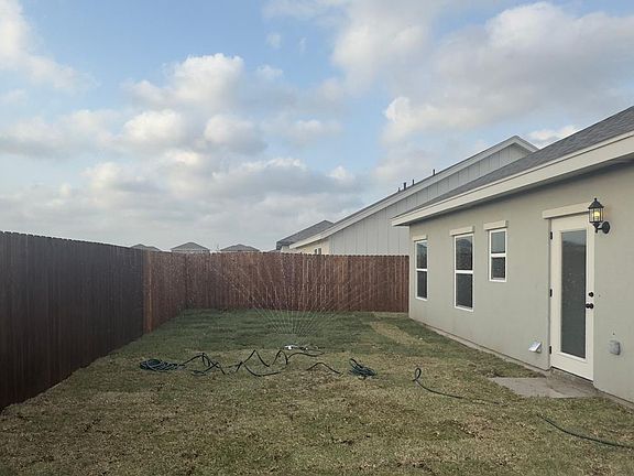 2nd image of 2192 Grove Ln