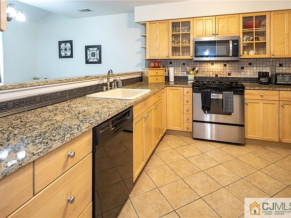 4th image of 234 Haworth Pl