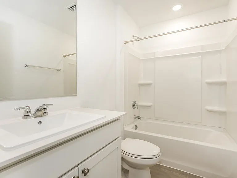 201 Sycamore Pl — Photo 14