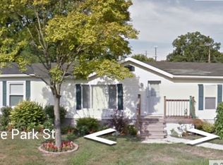 6132 Hyde Park St, Romulus, MI 48174