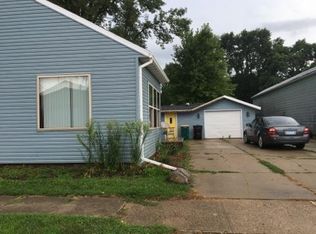 109 Main St W, Clarks Grove, MN 56016