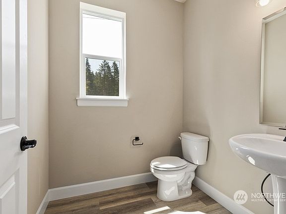 2nd image of 1035 S 198th Court