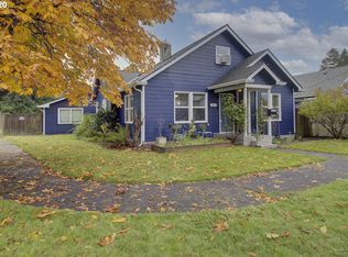 806 N 8th Ave, Kelso, WA 98626