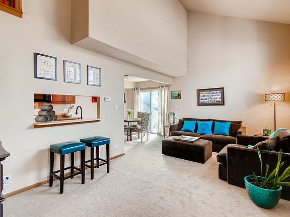 3rd image of 239 Acorn Dr