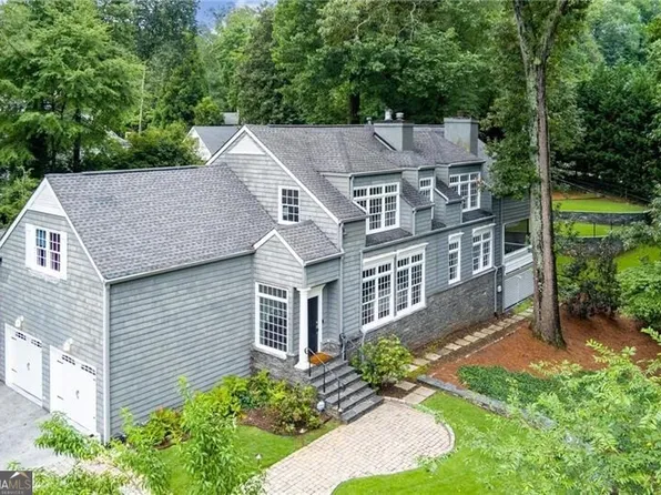 970 Buckingham Cir NW, Atlanta, GA 30327