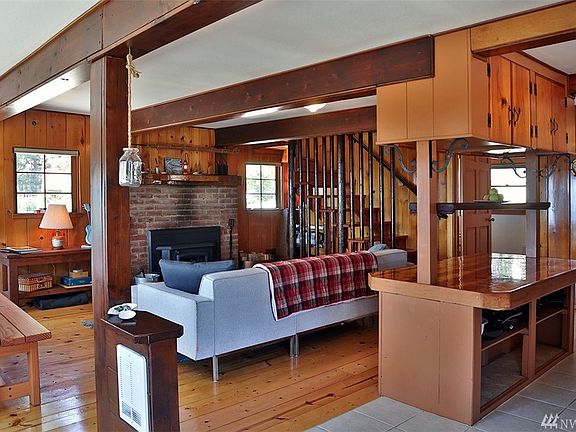 Pause and breathe in the quiet intimacy and warmth of knotty pine & fir with "just enough" space without being "too much". This home is move-in ready. Nothing to fuss over, nothing to do, just land here and chill.