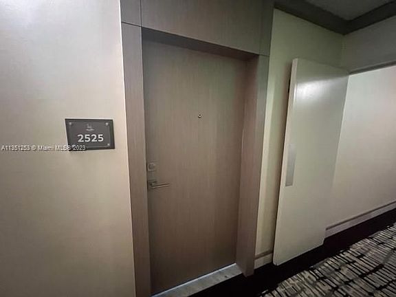 5th image of 20355 NE 34th Ct APT 2525