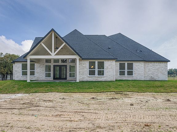 3rd image of 1838 County Road 2320