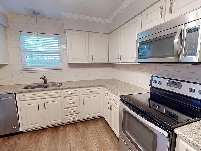 3280 Heathstead Pl — Photo 12