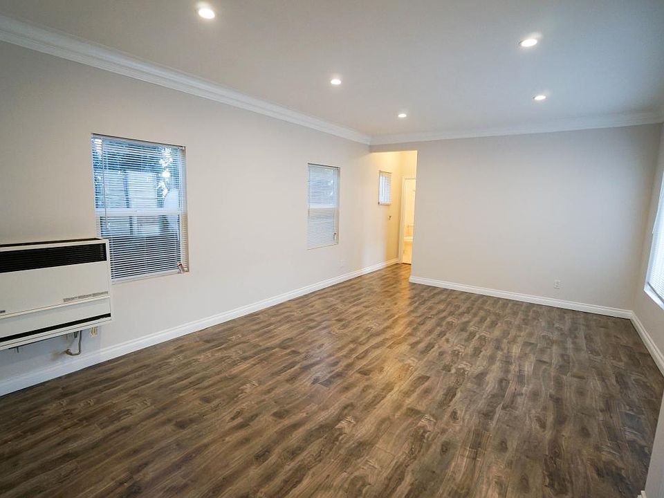 1st image of 5135 Marathon St APT 12