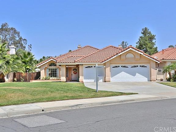 2nd image of 42069 Avenida Vista Ladera