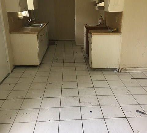 3rd image of 4010 Providence Dr