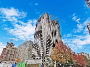 36 Elm Dr W #3406, Mississauga, ON L5B 0N3
