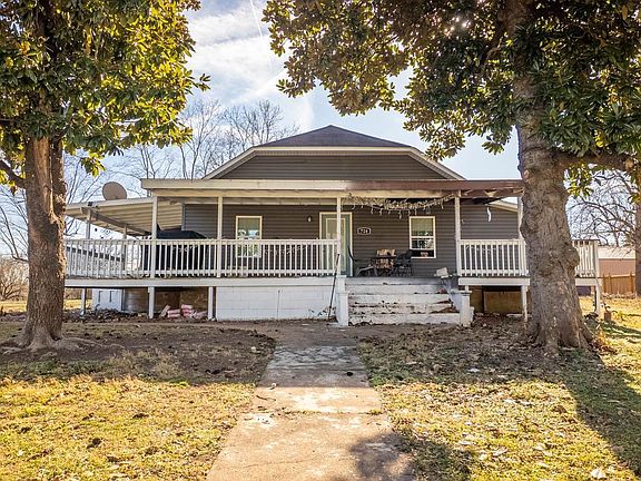 4th image of 720 Archer Ave