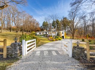 1001 Hulls Farm Rd, Southport, CT 06890