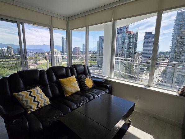 2 bedroom rental in Surrey — photo 9