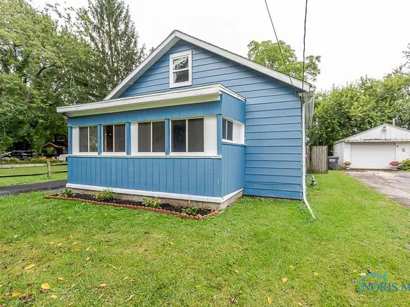 5709 Camberley Dr, Toledo, OH 43615
