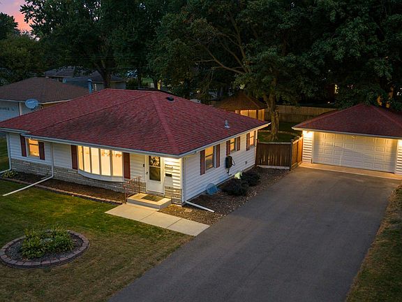 2nd image of 6216 Winnetka Ave N