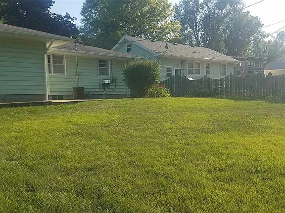 5th image of 1704 5th Ave