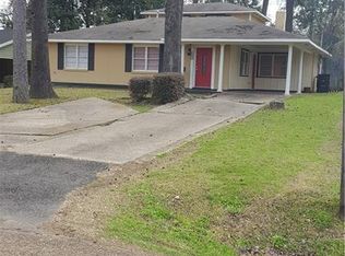835 Sherwood Rd, Shreveport, LA 71106