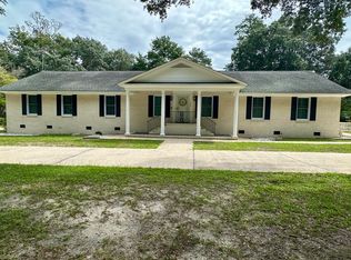 1300 Fulton Ave, Kingstree, SC 29556