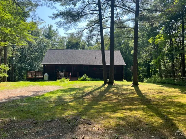 39 - stop 26 Justice Road, Hillsdale, NY 12529