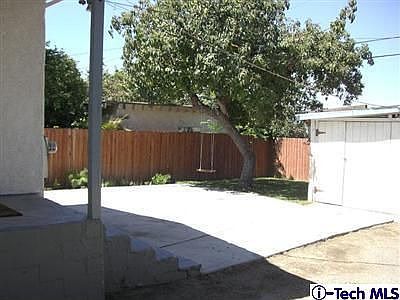 Rear Patio & Bonus Rm